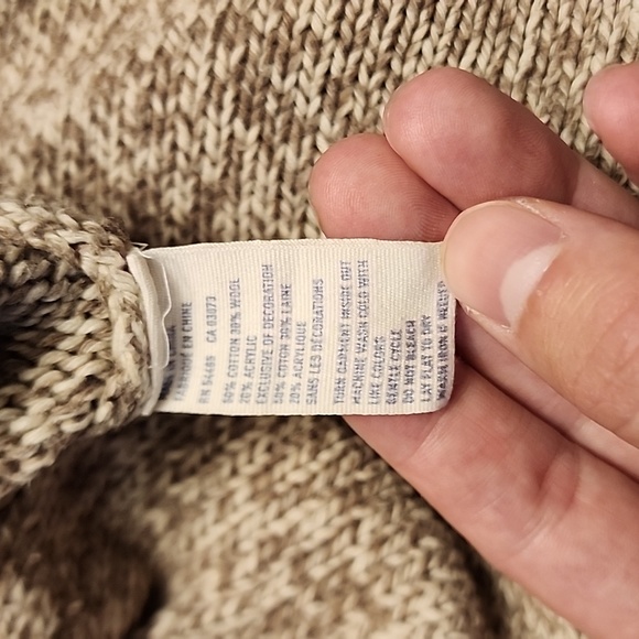 American Eagle Wool and cotton knit sweater - Picture 5 of 5